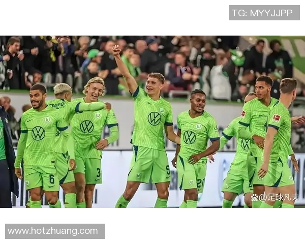 德甲赛场风云变幻沃尔夫斯堡逆袭莱比锡失利冠军争夺愈发激烈 德甲赛场风云变幻沃尔夫斯堡逆袭莱比锡失利冠军争夺愈发激烈