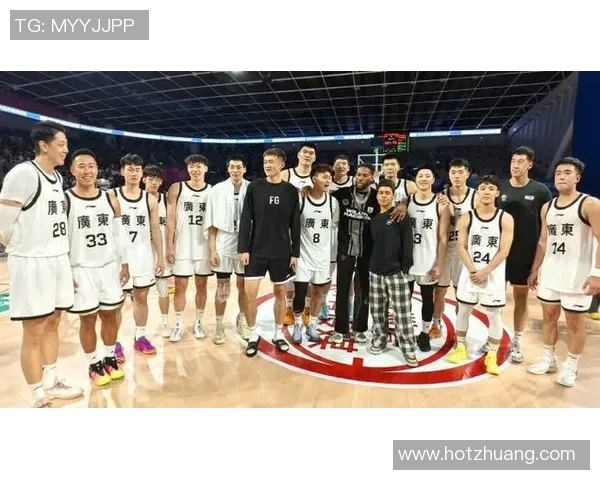 2024中国篮球名人堂新成员定妆照及集体合影精彩呈现